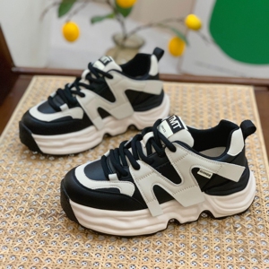 厚底真皮老爹鞋女2023秋冬新款复古小众港风轻便运动鞋百搭休闲鞋