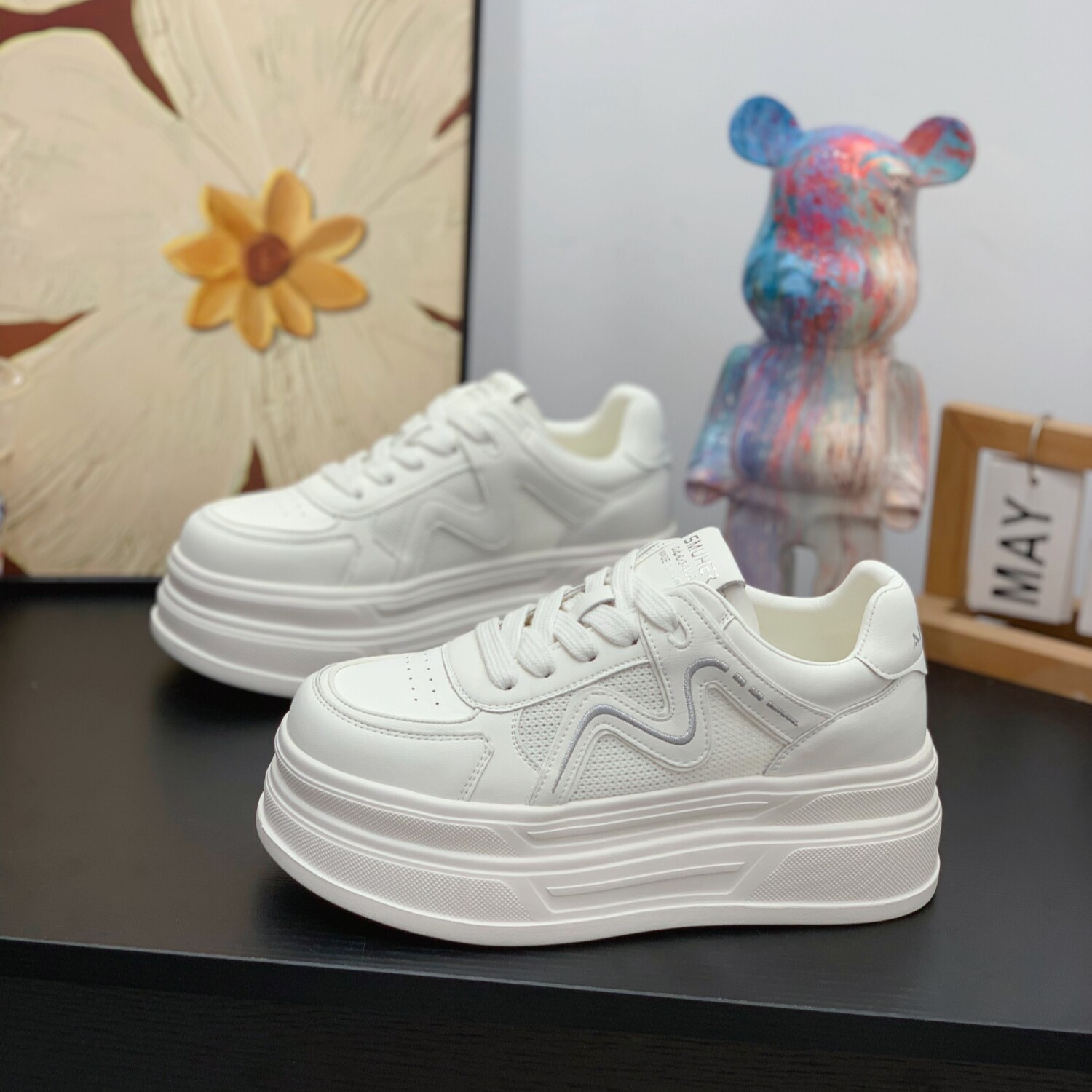 镂空网面透气舒适真皮小白鞋女2026夏季新款小个子6CM厚底松糕鞋