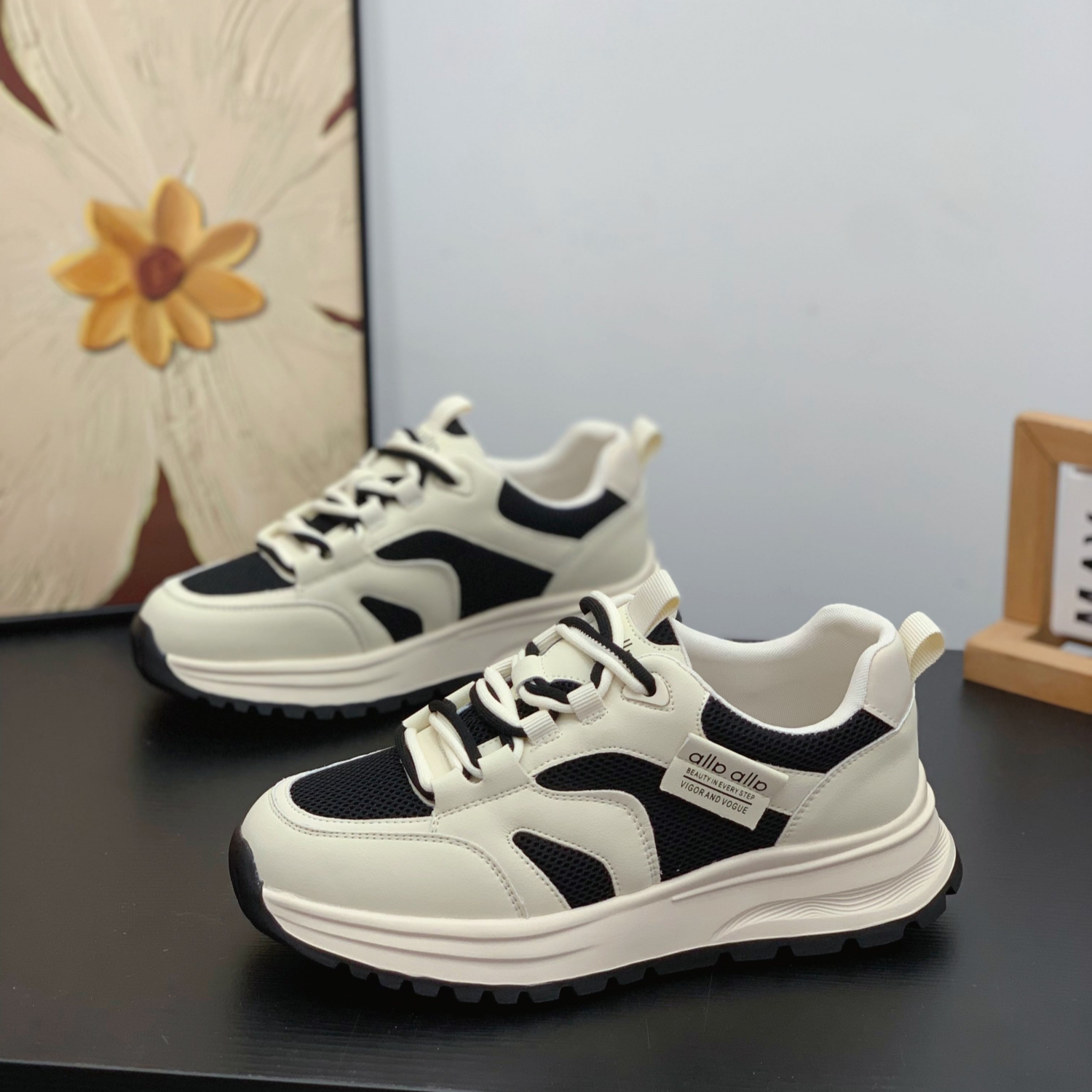 软面软底舒适通勤时尚百搭运动鞋