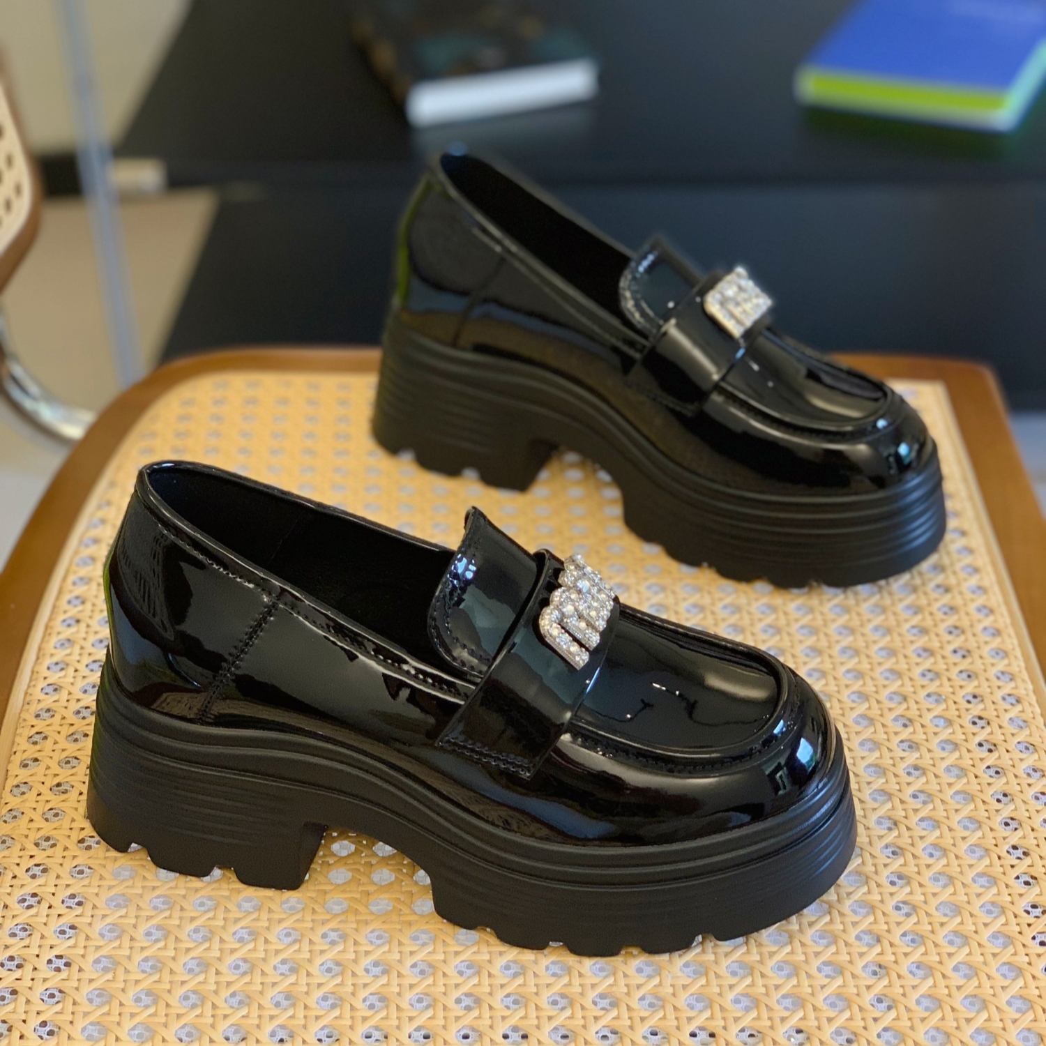 内增高7CM亮漆皮乐福鞋2025秋新款英伦风一脚蹬时尚日系JK小皮鞋