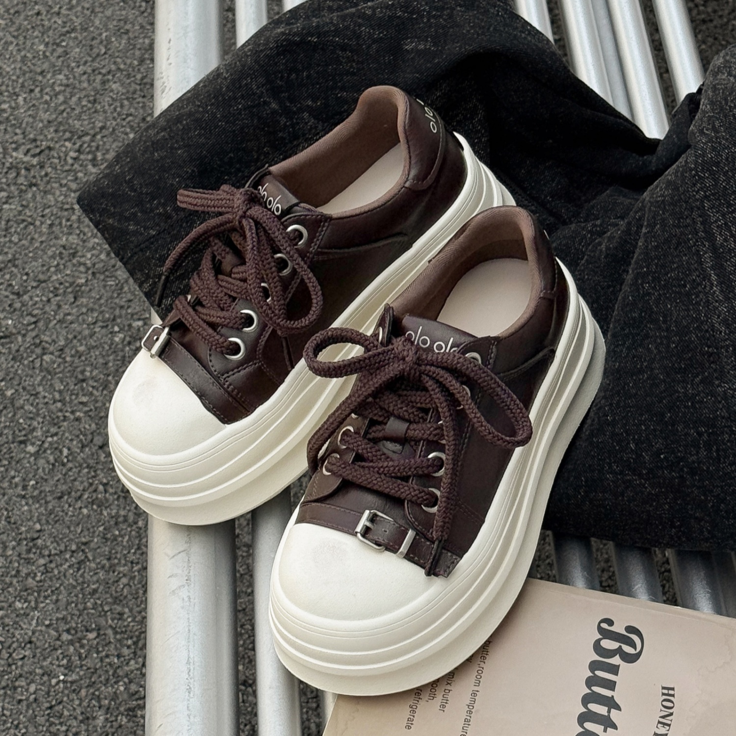 简约休闲学院风增高厚底系带板鞋