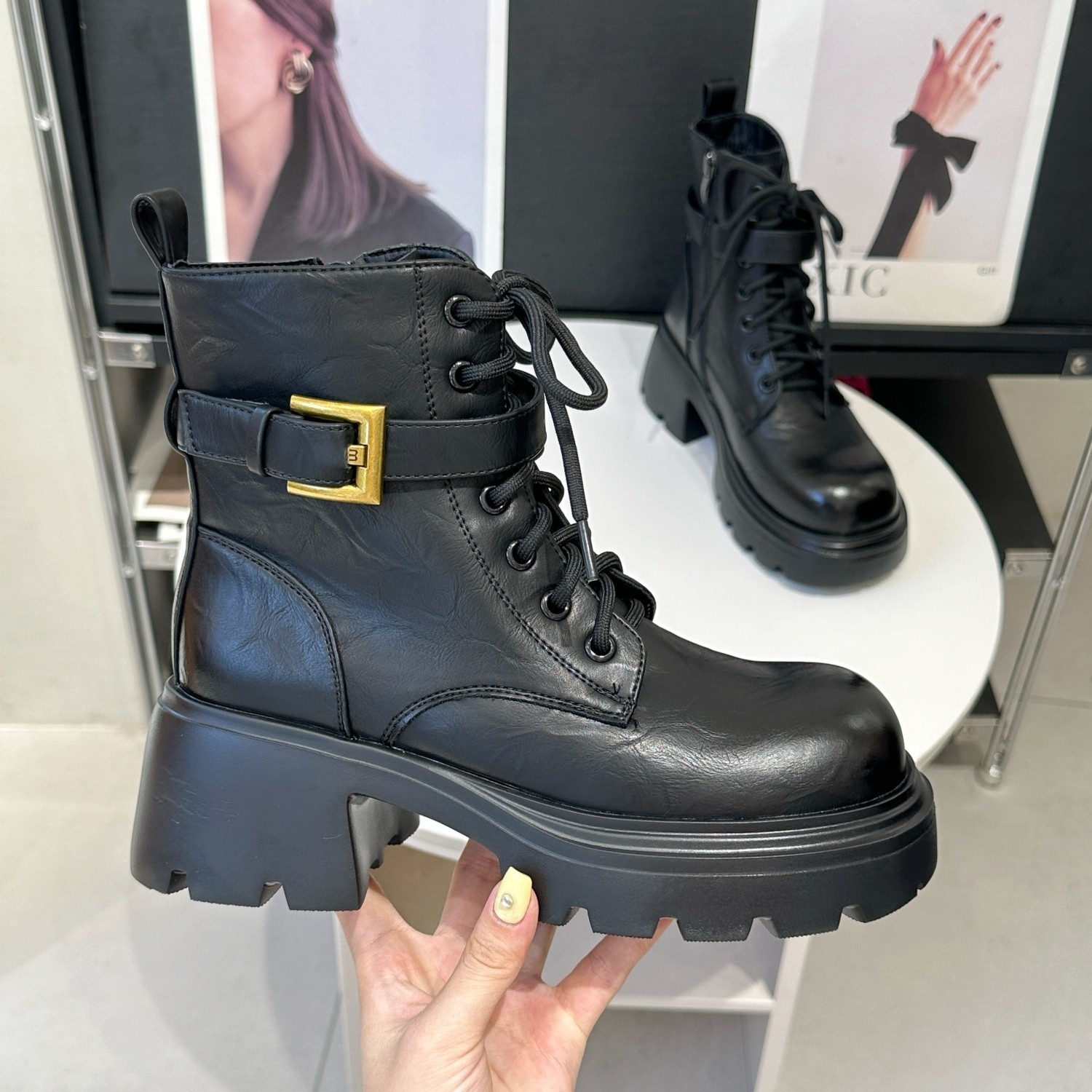 显瘦显腿直复古百搭潮酷马丁短靴