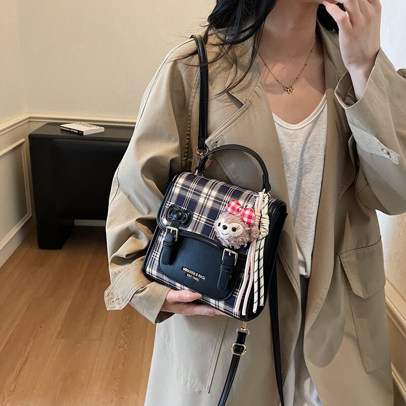 2025新款潮少女格子双肩包女秋季森萌潮韩版甜美背包休闲学生