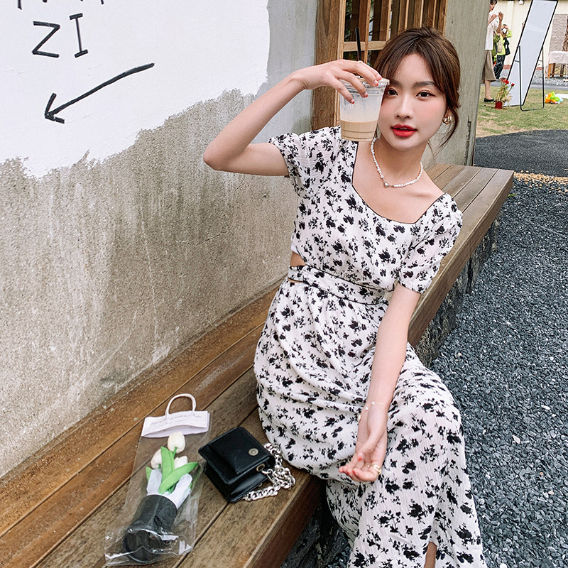 出货M537P105K1582024夏装长款小心机高品质碎花连衣裙,女装连衣裙,浙宝088