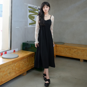 现货 M137P115K168 2024秋装新款撞色落肩小心机连衣裙图片