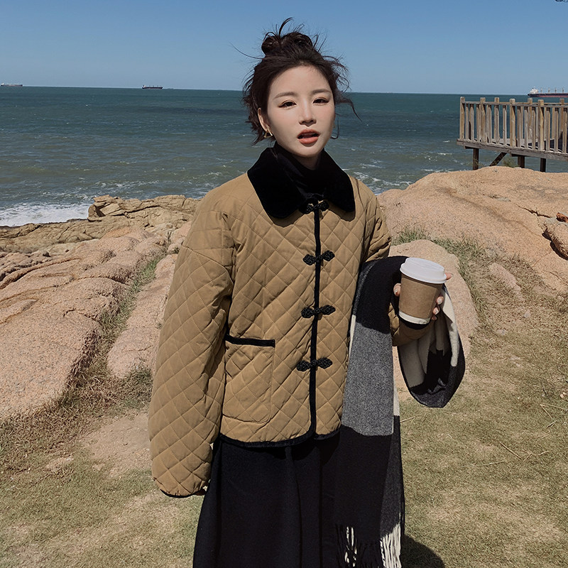 出货M211p165K2582022冬装新款撞色菱格服短外套，女装棉衣/棉服，浙宝088