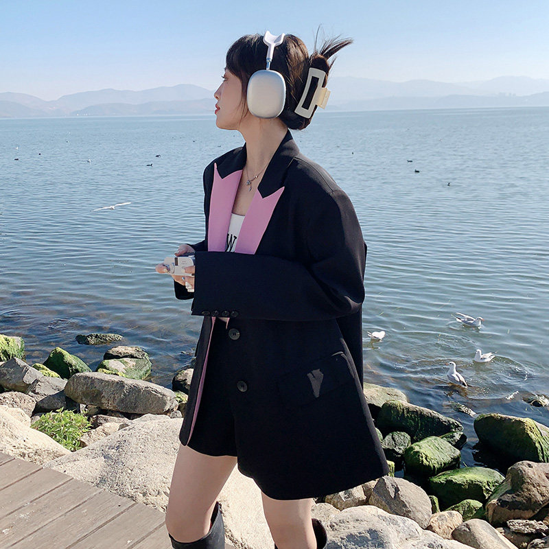 黑色西装外套女春秋2025新款高级感设计小众气质垫肩宽松撞色西服图片