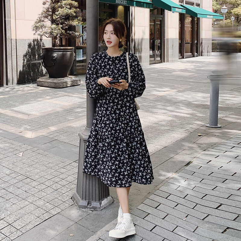 现货M669P105K1582024春秋装长款高品质中长款碎花连衣裙,女装连衣裙,浙宝088