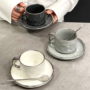 轻奢咖啡杯陶瓷高级感下午茶杯耐高温北欧简约家用银边杯碟带勺子