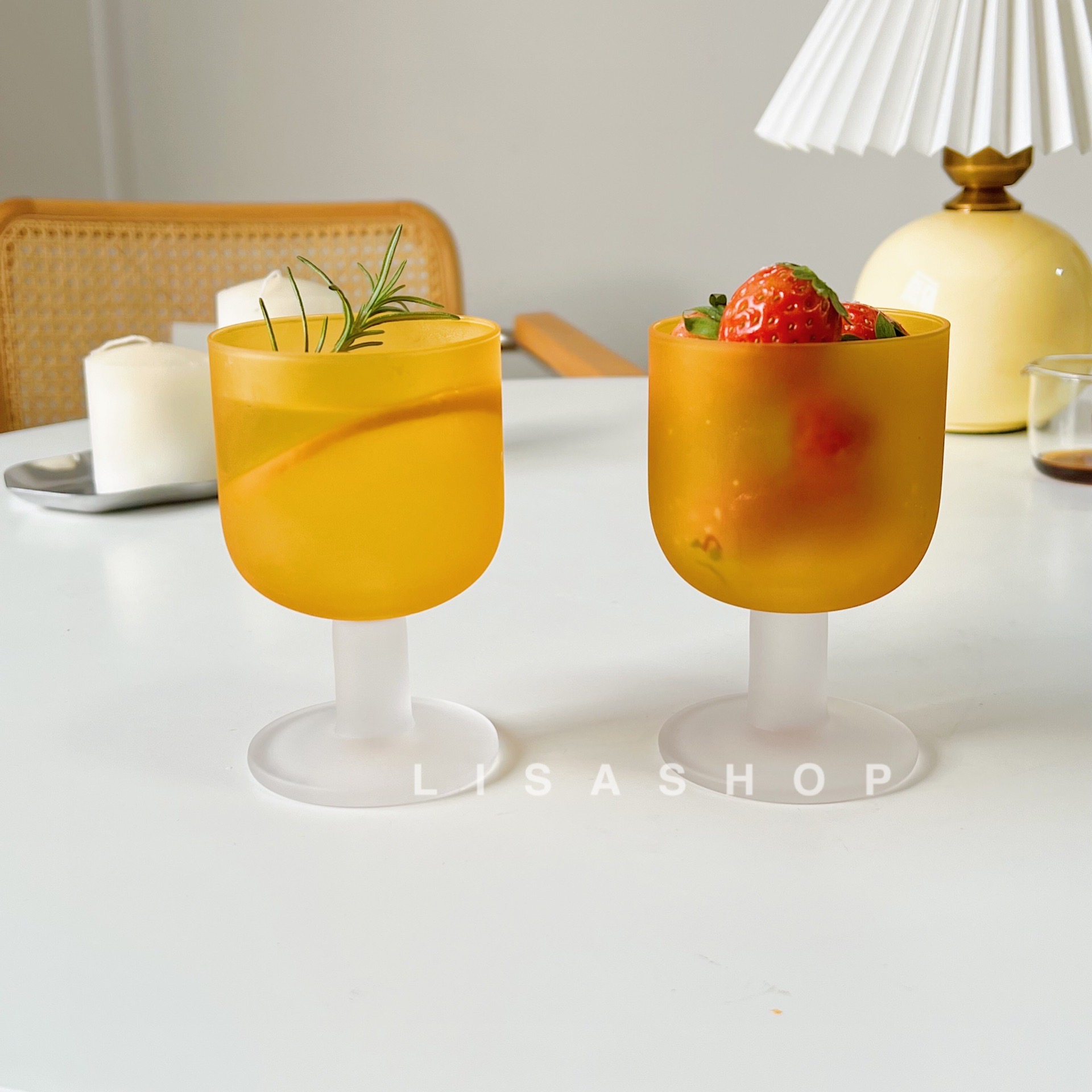 中古风日落橙色哑光玻璃高脚杯