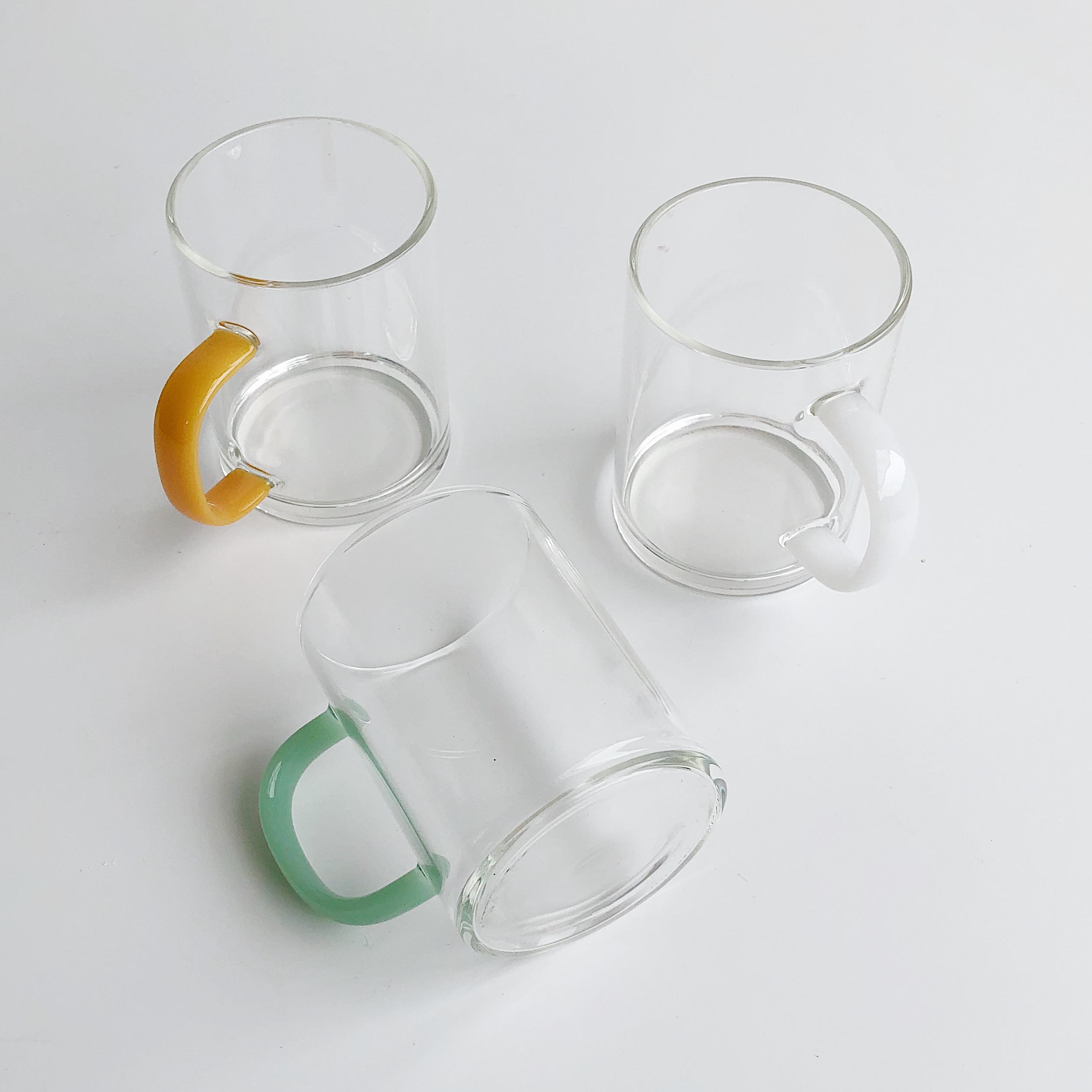 彩色手柄带把简约圆形耐热玻璃杯