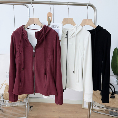 德绒塑形时尚连帽外套女2025春秋新款束腰显瘦修身绒衫运动上衣潮