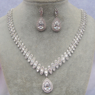 包邮经典款锆石新娘项链耳环两件套水滴套链流行饰品礼物晚会婚纱