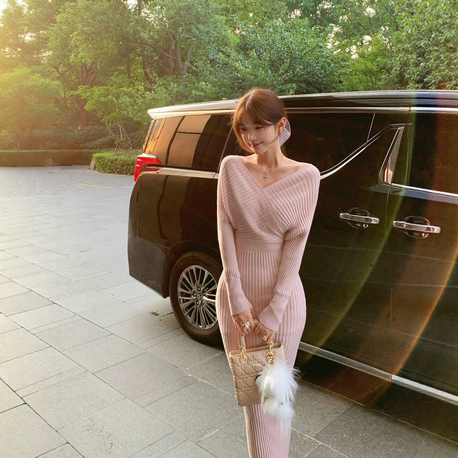 V领针织连衣裙女春秋新款包臀裙长裙收腰气质裙子女秋冬