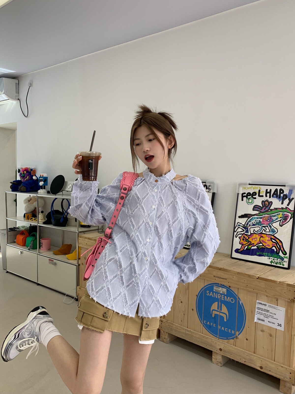 设计感小众圆领露肩毛边衬衫