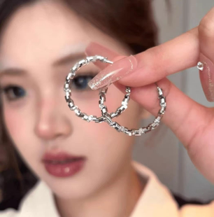 圆圈圈耳环显脸小轻奢高级感小众设计女耳圈