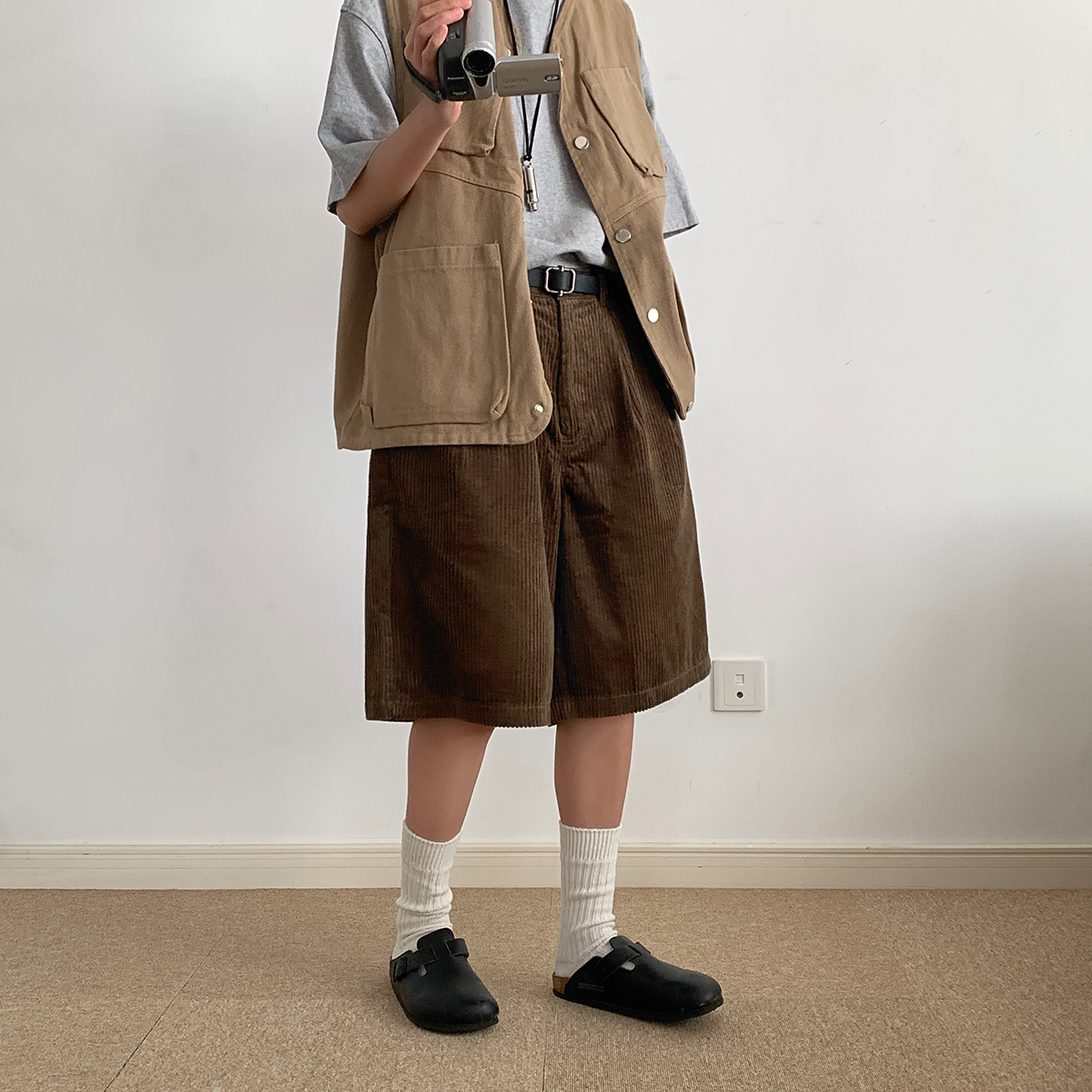 【满两件包邮】2025夏季新款青少年学生潮牌炸街灯芯绒休闲短裤