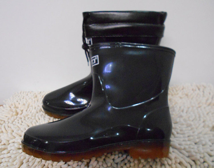 Chaussures - bottes caoutchouc homme pour hiver - semelle tendon - Ref 964719 Image 4