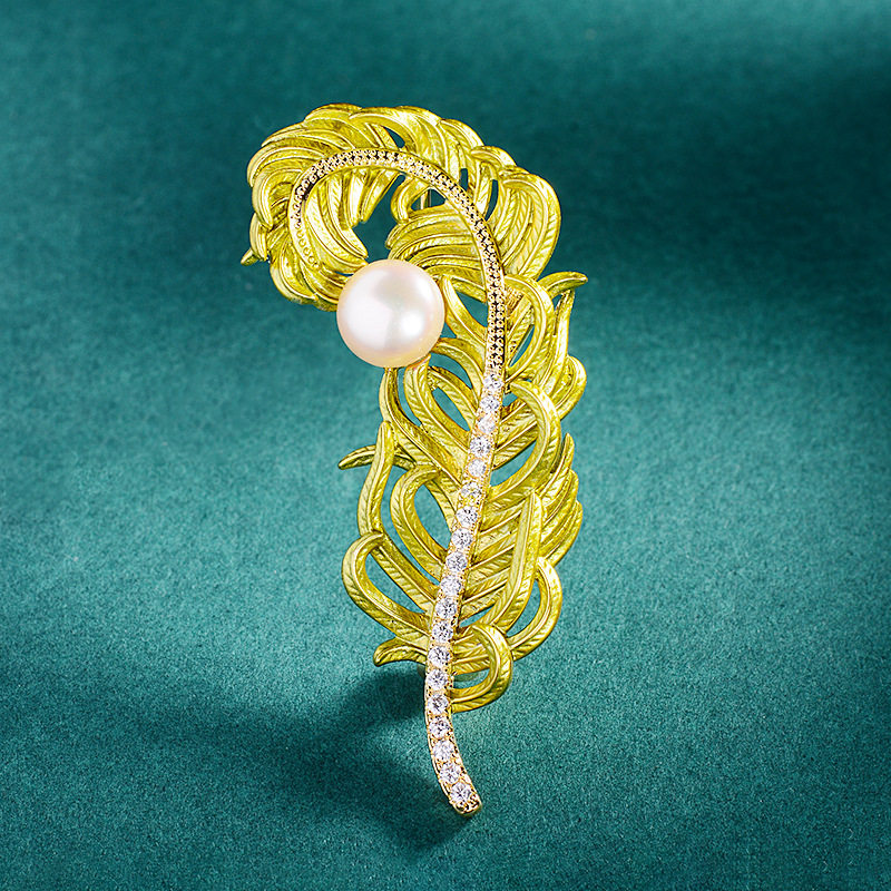淡水珍珠珐琅镶锆铜胸针女羽毛胸花个性气质外套开衫高档时尚别针,饰品/流行首饰/时尚饰品新,胸针,淘宝优惠券,粉丝福利购,淘宝优惠卷