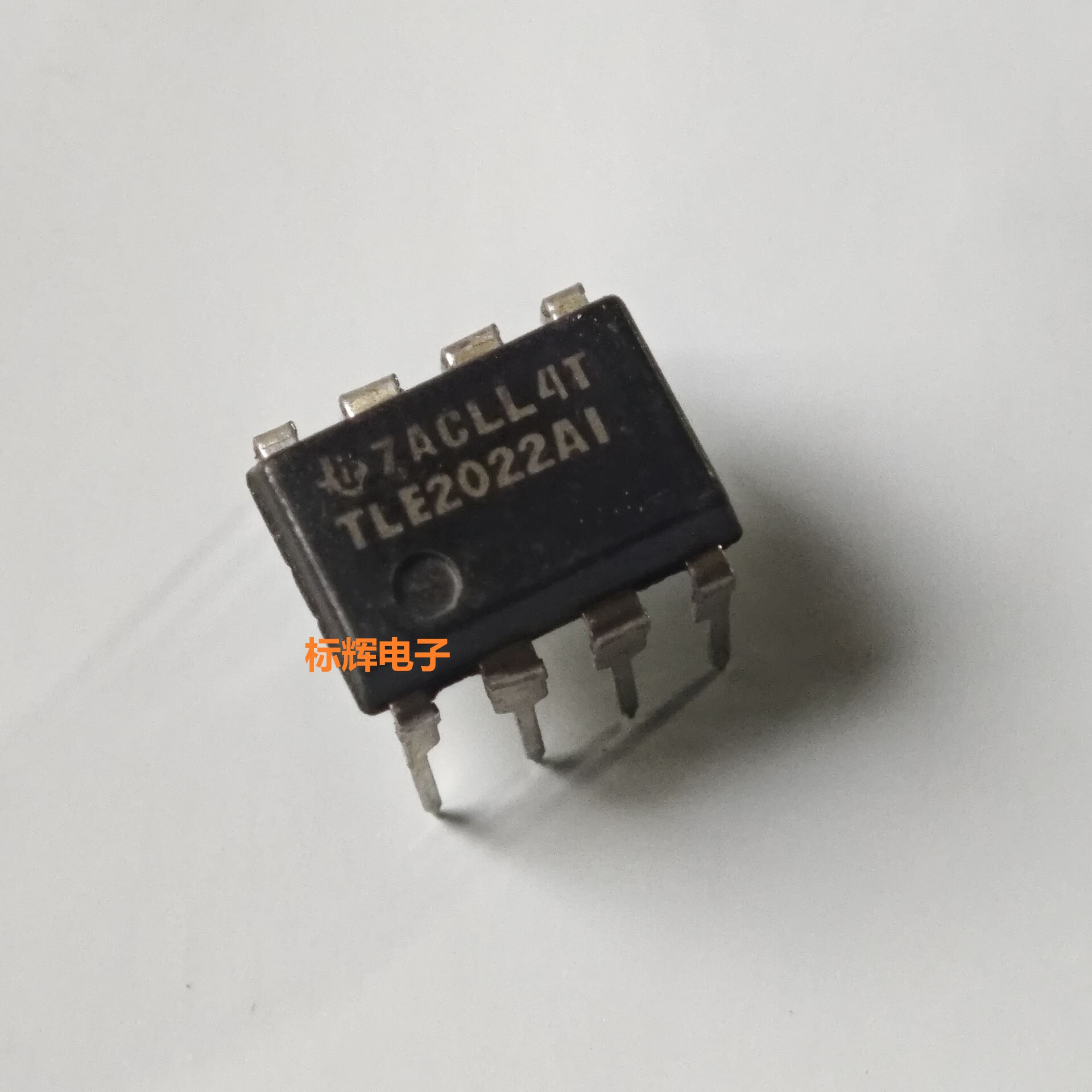 直插 TLE2022AI CP AC IP进口拆机运算放大器IC芯片DIP-8 可直拍