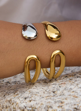 金色钛钢手镯不掉色轻奢开口镯子不锈钢饰品女高级感