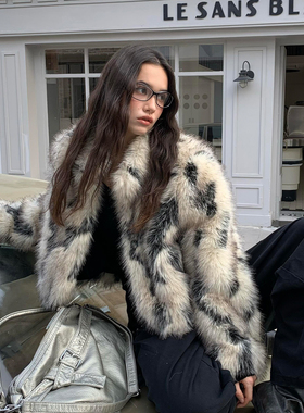 超火年轻版环保皮草外套女2025新款海宁时尚小个子立领毛毛上衣冬
