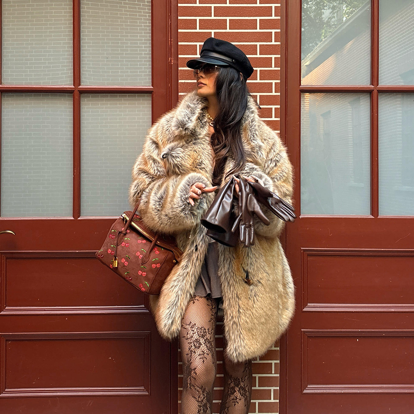 超火爆款洋气狐狸皮草外套女2025新款海宁年轻款环保毛毛上衣冬厚,女装/女士精品,皮草,淘宝优惠券,粉丝福利购,淘宝优惠卷