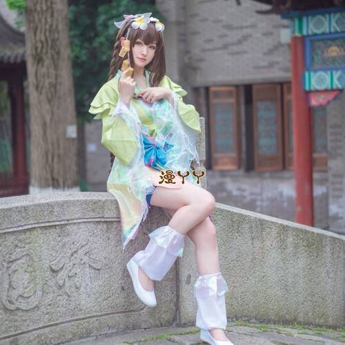 王者荣耀cos服娜可露露晚