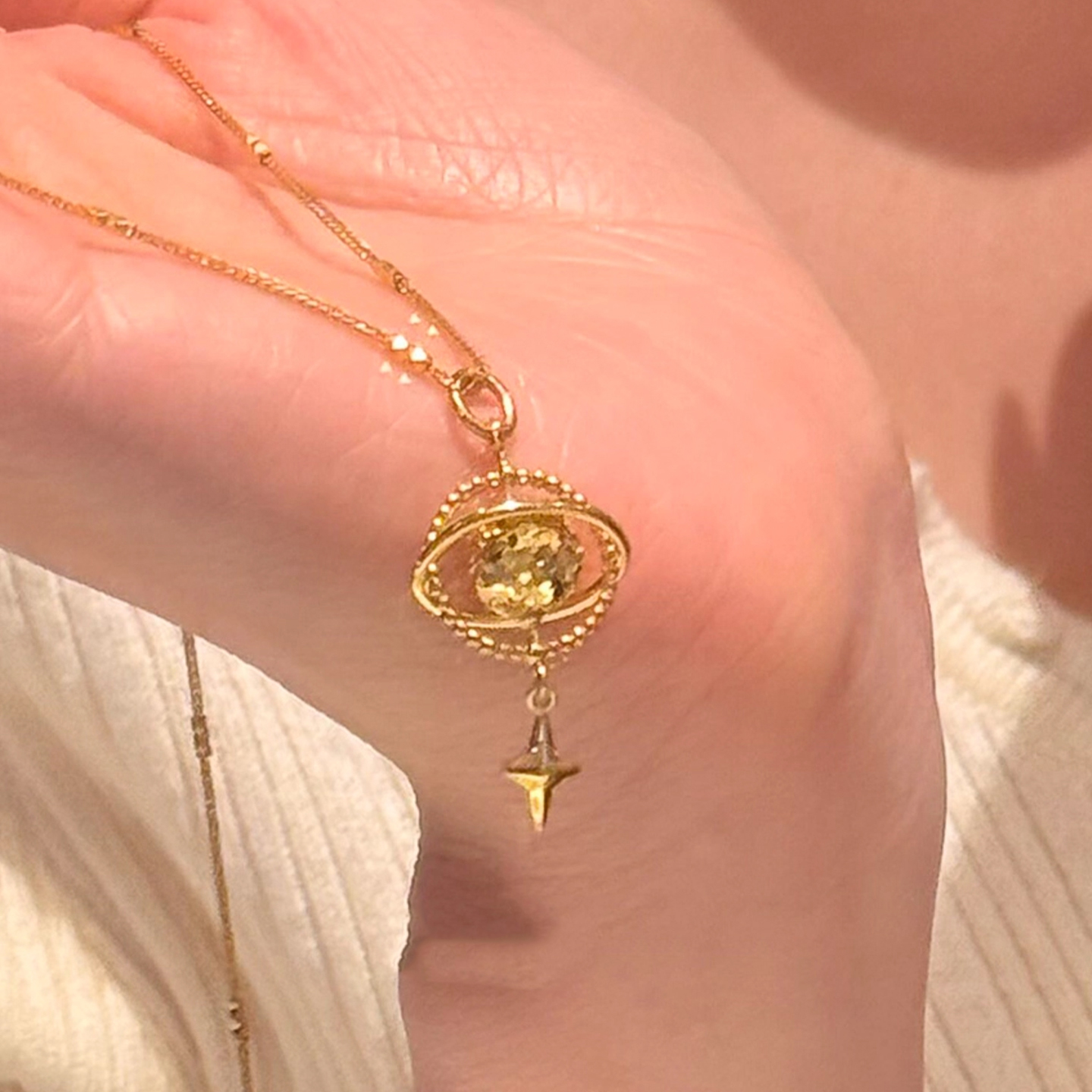 金色可旋转小行星吊坠项链女精致