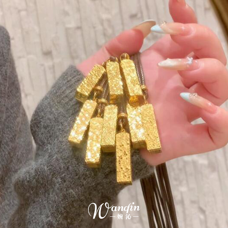 新中式碎冰冰金色砖块项链高级感