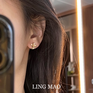 复古金色磨砂立体花朵耳钉新中式耳环小巧精致百搭耳夹无耳洞耳饰