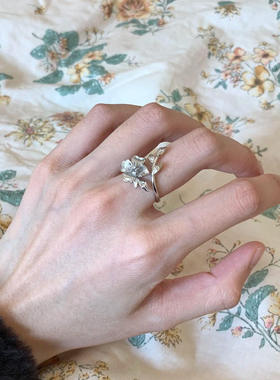 冷淡风拉丝海棠花戒指小众高级感