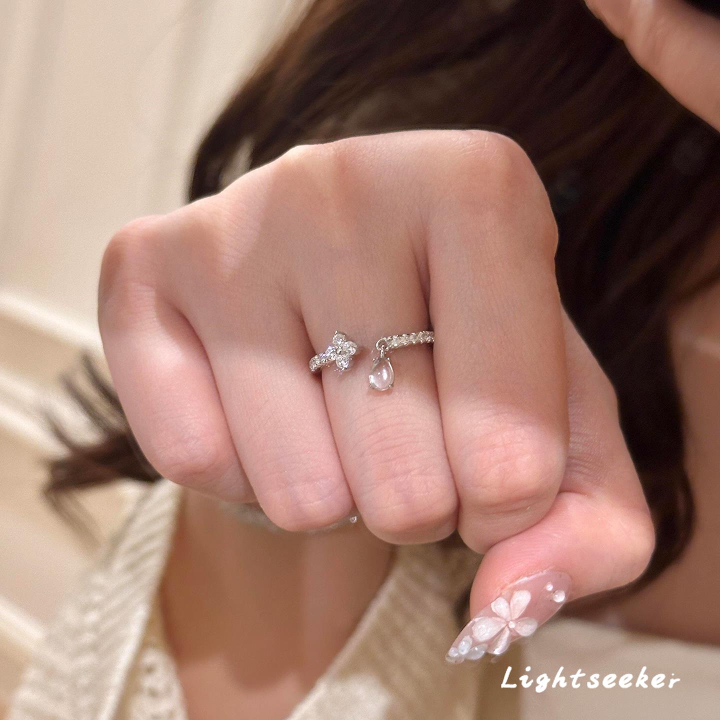 S925纯银满钻四叶草琉璃水滴戒指