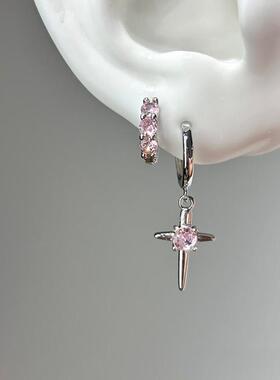 爆闪粉色闪锆十字架星芒耳扣女甜酷风清冷感双耳洞耳环不掉色耳钉