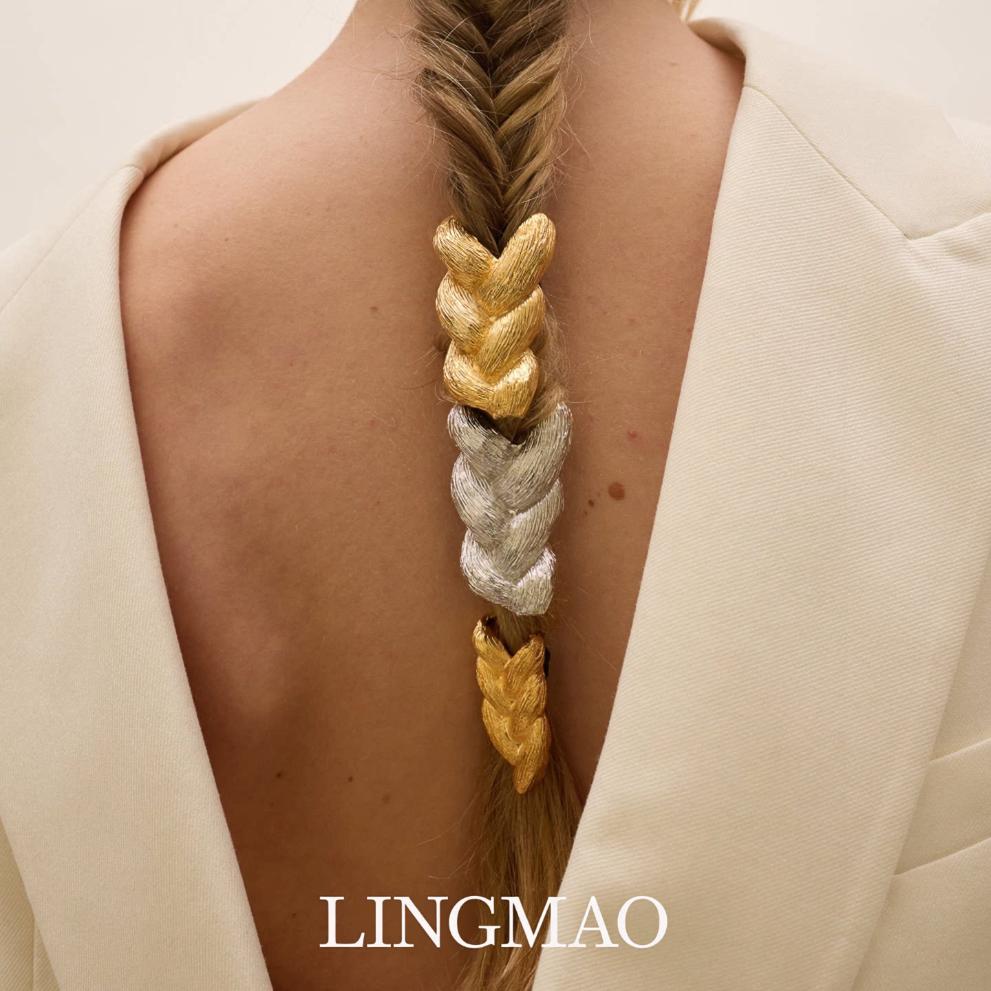 肌理感拉丝金色麻花发绳小众设计高级感轻奢发圈精致时尚百搭发饰