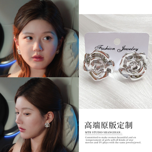 高级感耳环耳饰 爆款 许我耀眼许妍赵露思同款 银色玫瑰耳钉2025新款