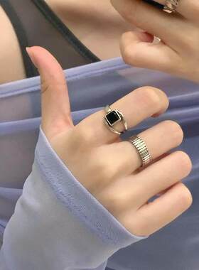 清冷感简约做旧黑色方形戒指小众