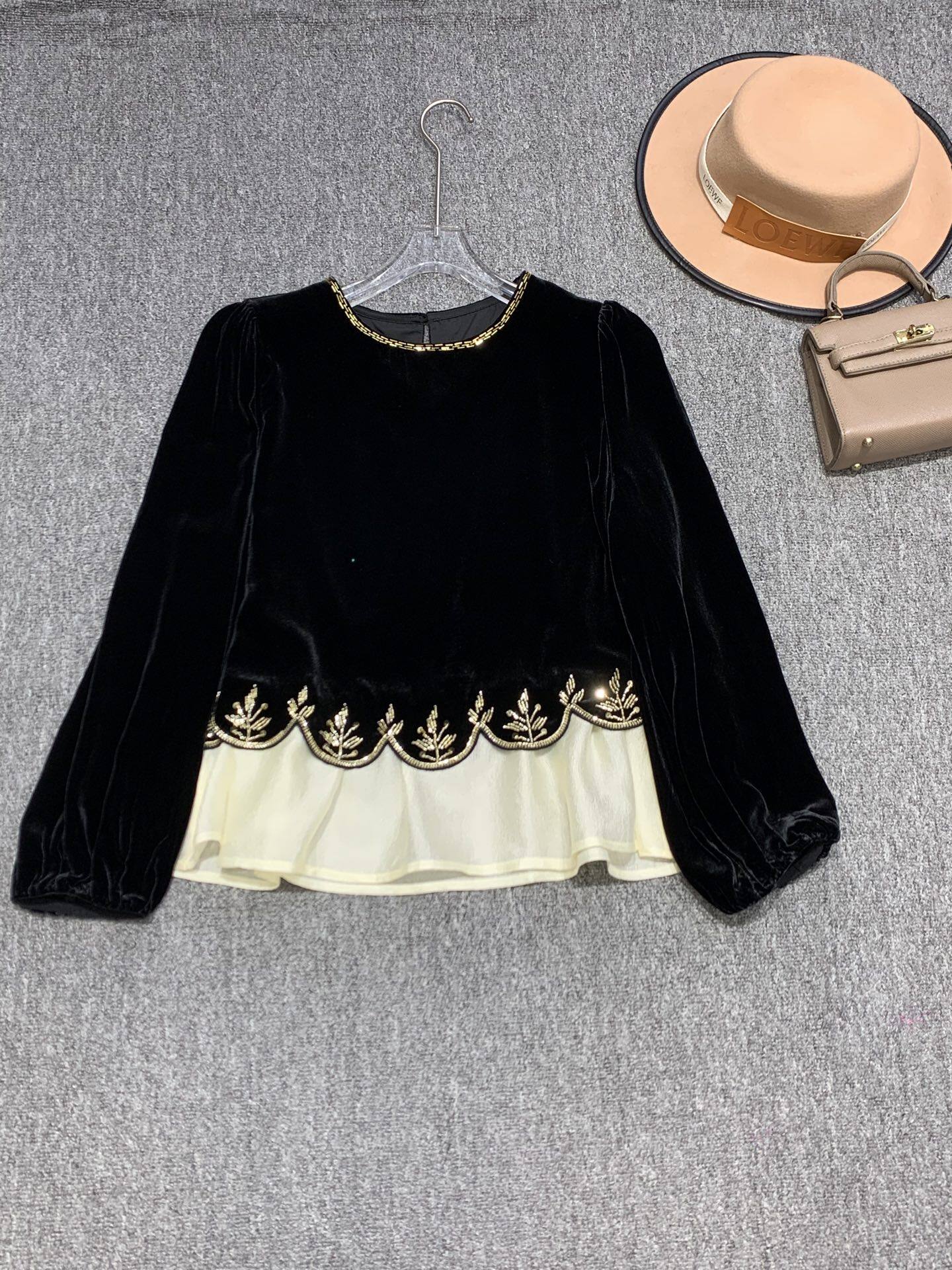 欧货100%真丝丝绒面料重工钉珠绣花撞色拼接减龄百搭衬衫上衣