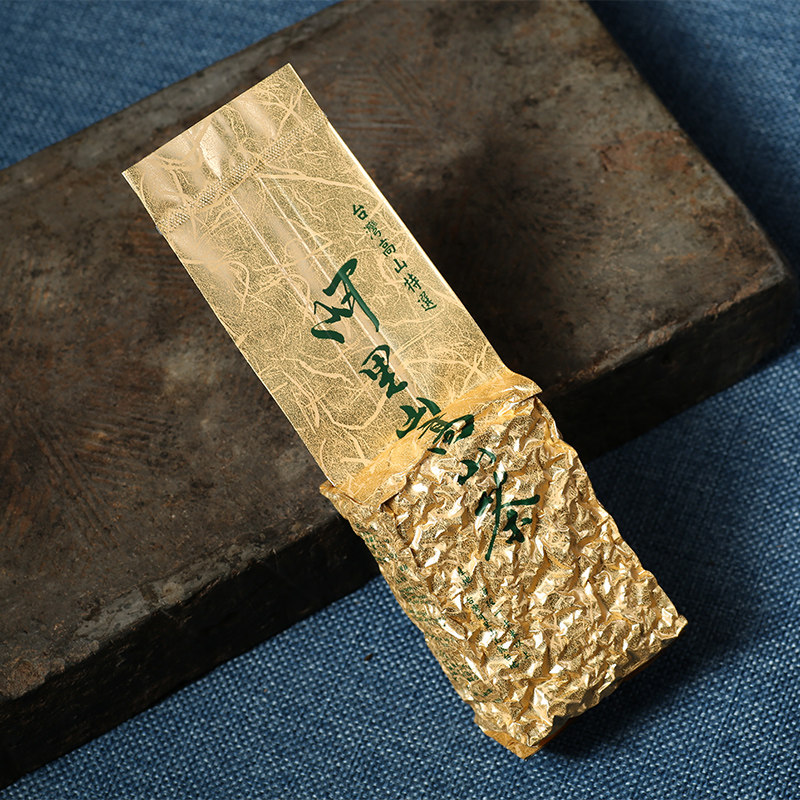 正宗台湾高山茶清香型阿里山茶高山茶台湾茶叶特级台湾乌龙茶300g在类目 茶, 乌龙茶（新）, 台湾高山茶中 - 来自Buy2taobao.com提供专业的淘宝代购服务