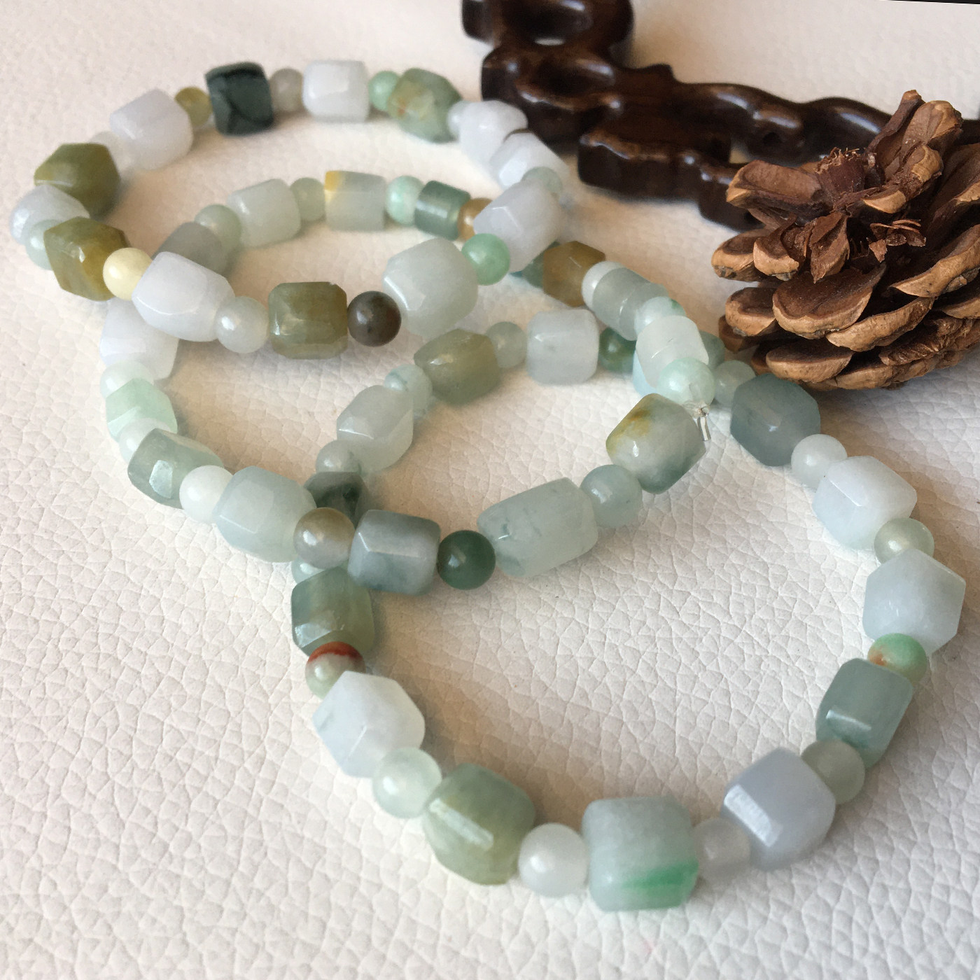 缅甸天然a货翡翠绿蓝飘花随行特色小方珠三彩佛珠手串女士玉手链,珠宝/钻石/翡翠,手链/手串,淘宝优惠券,粉丝福利购,淘宝优惠卷