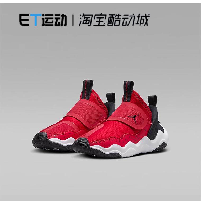 耐克NIKE小鲨鱼轻便运动鞋