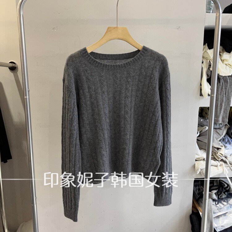 欧洲站 2026 秋季新款圆领麻花纹宽松针织毛衣女