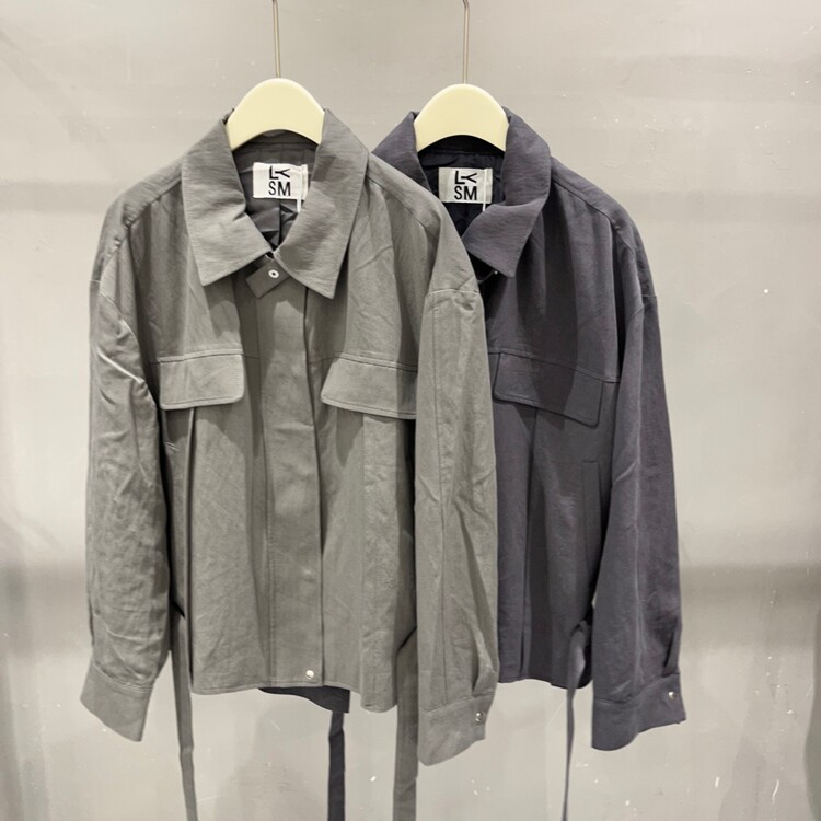 韩国进口休闲风翻领工装夹克女宽松百搭口袋短外套时尚