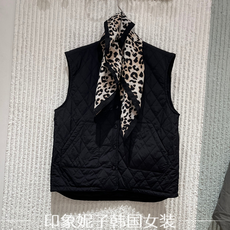 欧洲站2025冬季新款T.21时尚V领菱格豹纹丝巾无袖夹棉马甲925062