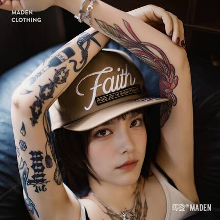 马登美式高街平檐棒球帽嘻哈风7扣带可调节便帽小众时尚遮阳帽冬