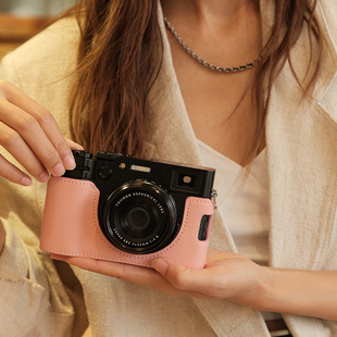 适用于富士XT5保护套XS20XT50XT30ii真皮底座X100VIxm5相机皮套粉