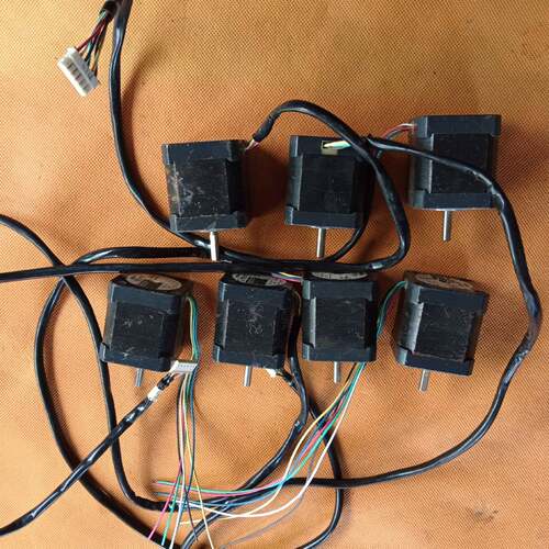 可维修1.2A4V42系列二相步进电机C7827-9012议价
