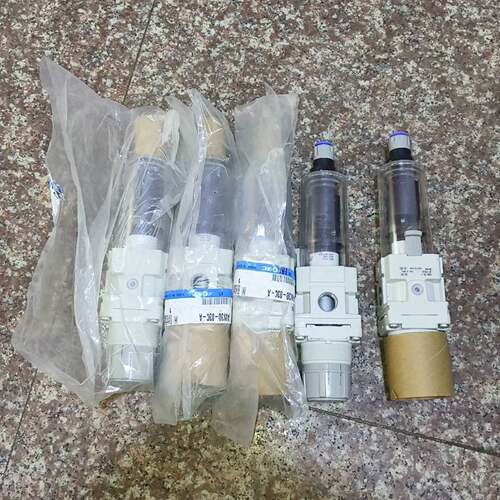 可维修SMC5，，，阀实物拍摄个如图所示单价邮费到付