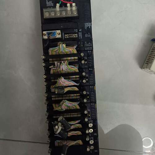 可维修PLCCJ1M-CPU23/ID261/OD261，欧姆龙一套