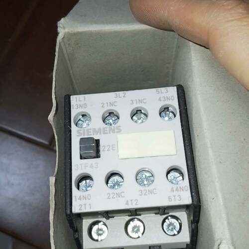 可维修西门子3TF43 22-0XM0 AC220V交流接触器议价